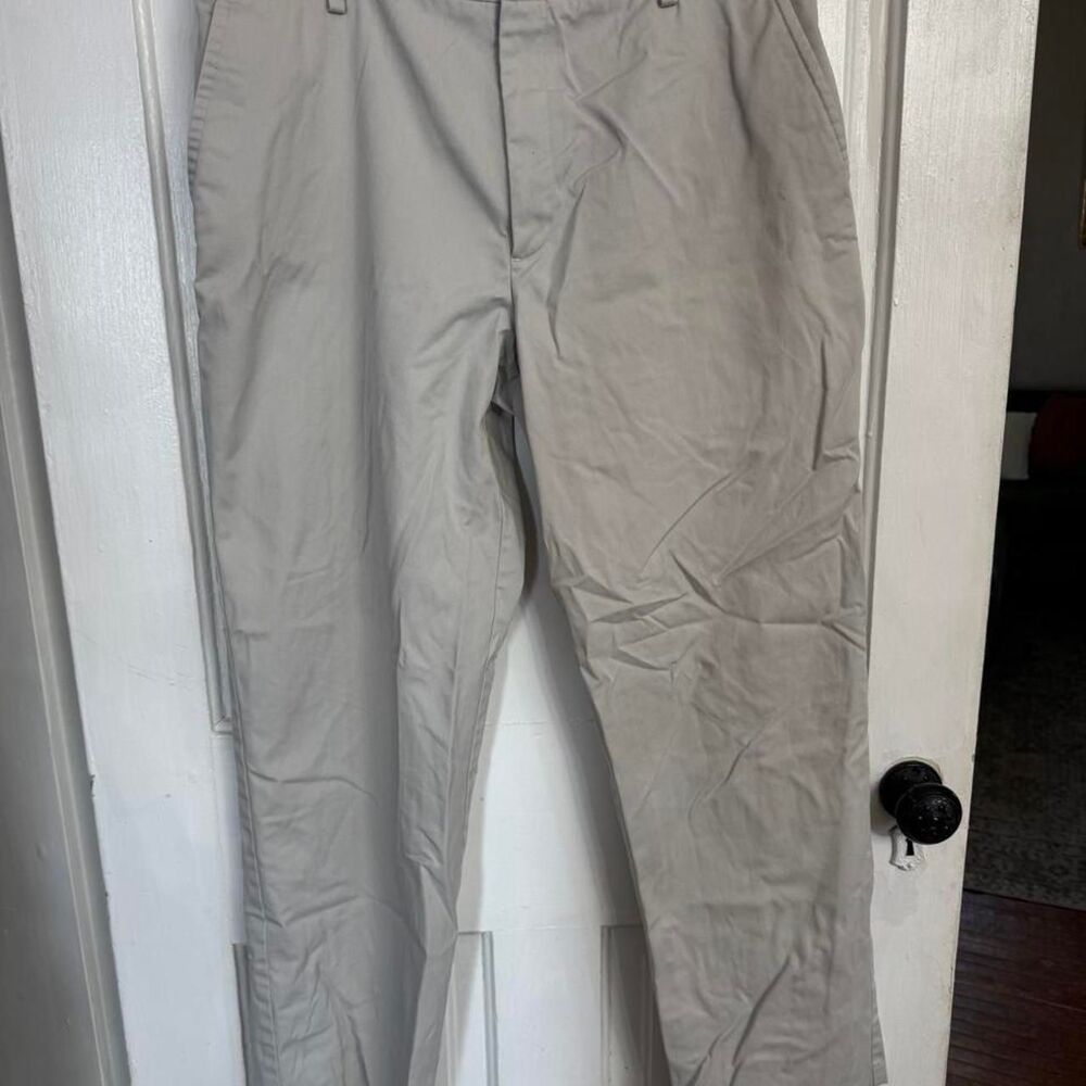 Dockers Men's Grey and Cream Trousers